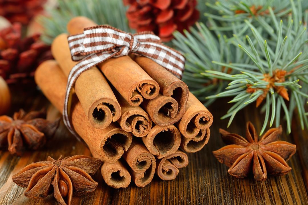 What Is Cinnamon? Know Its Types And Health Benefits